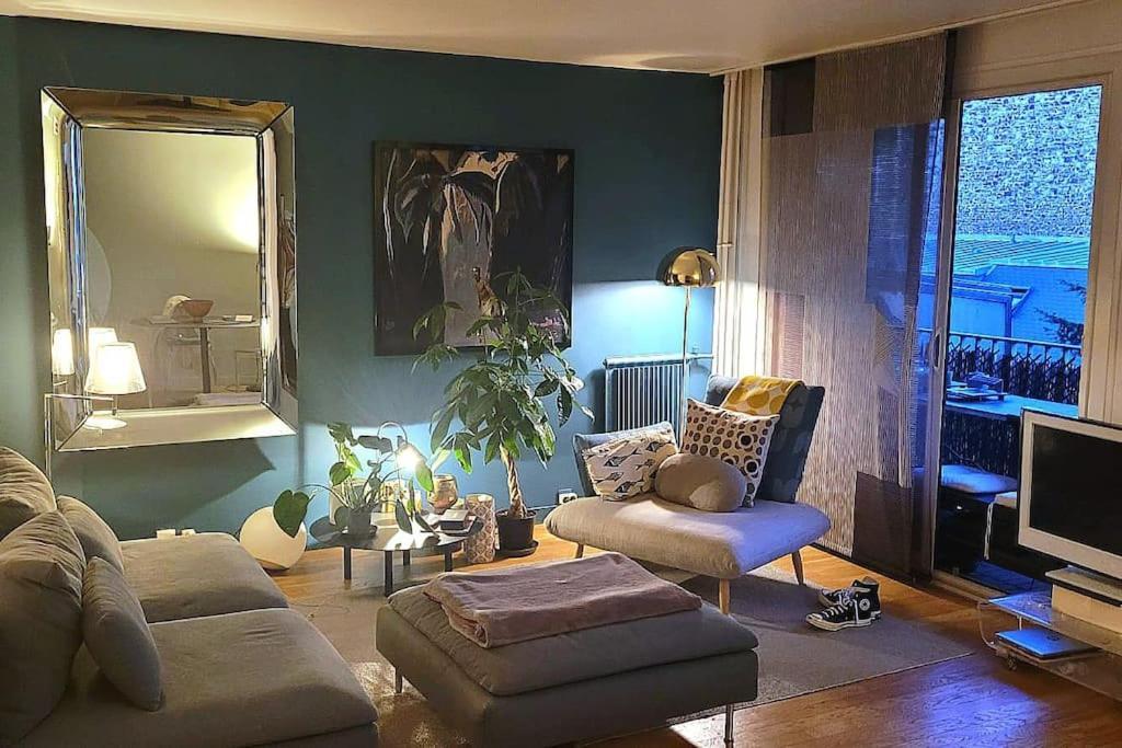 Lovely Artist Appartment Париж Екстериор снимка