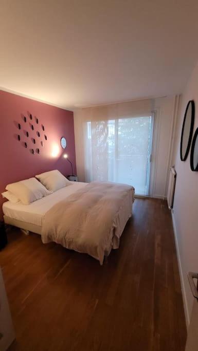 Lovely Artist Appartment Париж Екстериор снимка